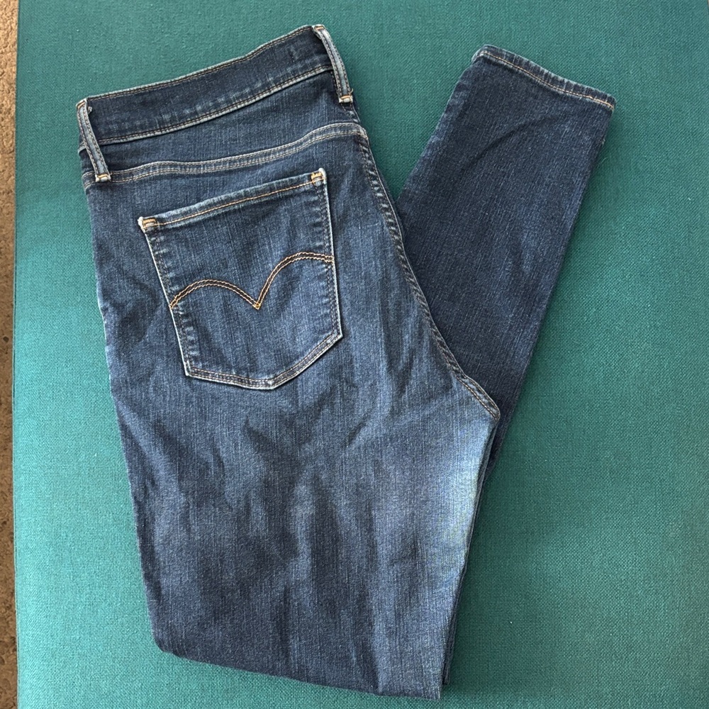 Levi’s 720 High Rise Super Skinny Jean